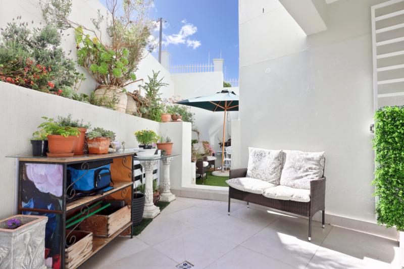 3 Bedroom Property for Sale in Big Bay Western Cape